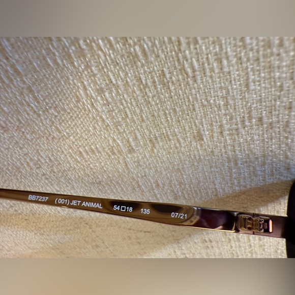 Bebe Women's Sunglasses in Black and Purple, NWOT - Picture 5 of 6